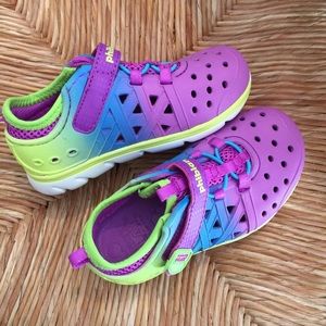 NWOT! Stride Rite Phibian toddler girl size 8.